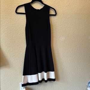 Black and White Fit and Flare Sleeveless MIDI Dress. Size S